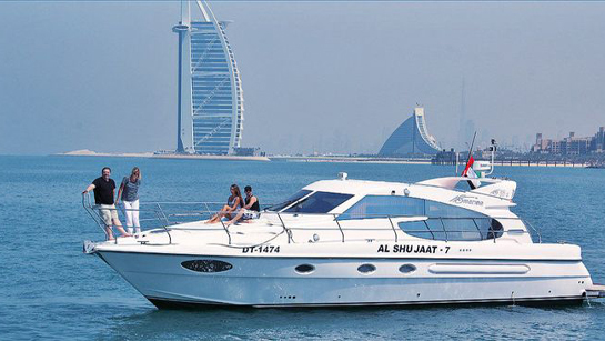 Dubai Marina Luxury Yacht Tour with Breakfast