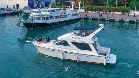 dubai marina yacht shared tour